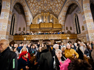 175